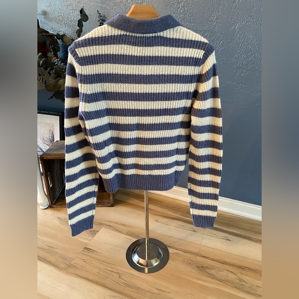 NWT American Eagle Striped Blue and Cream Knit Sweater - Picture 6 of 10